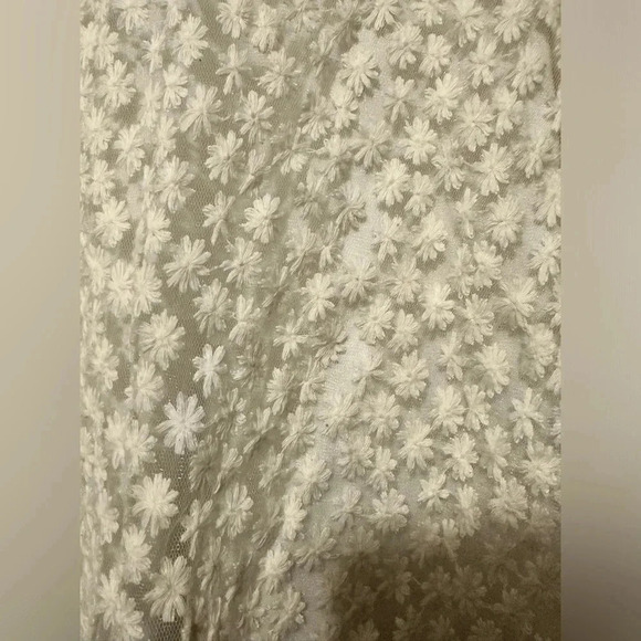 Karlie ivory Lana spaghetti strap top size S - Picture 3 of 9